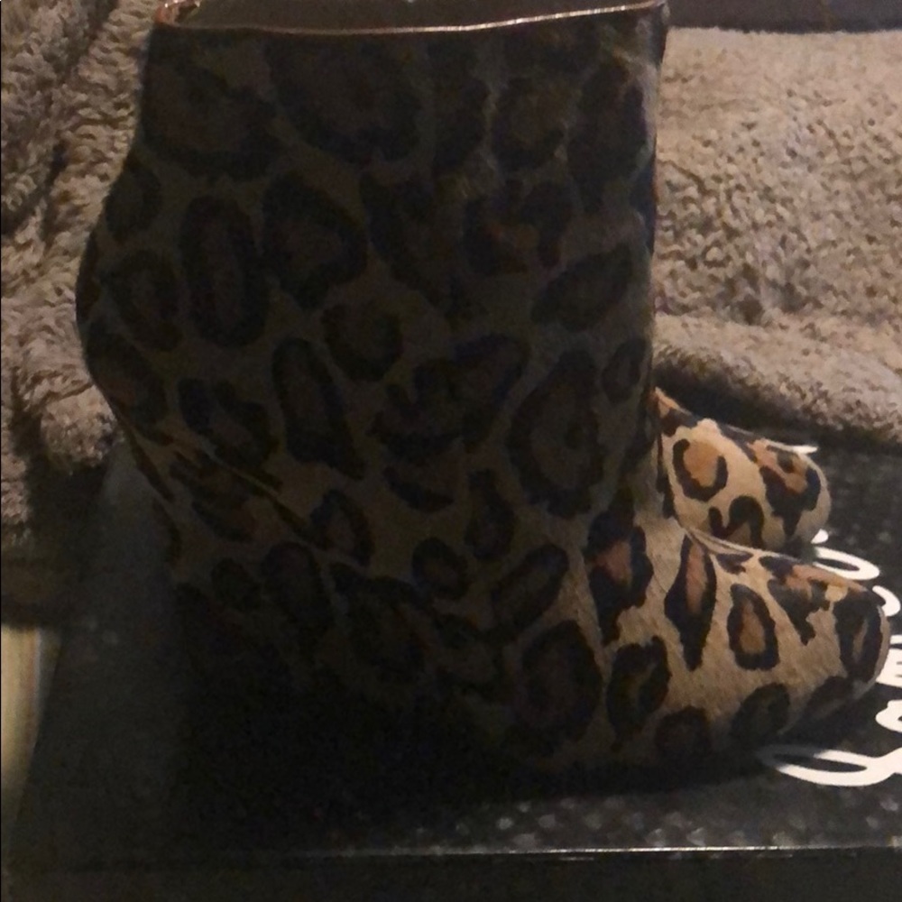 Gently worn Sam Edelman wedge shoes size 8